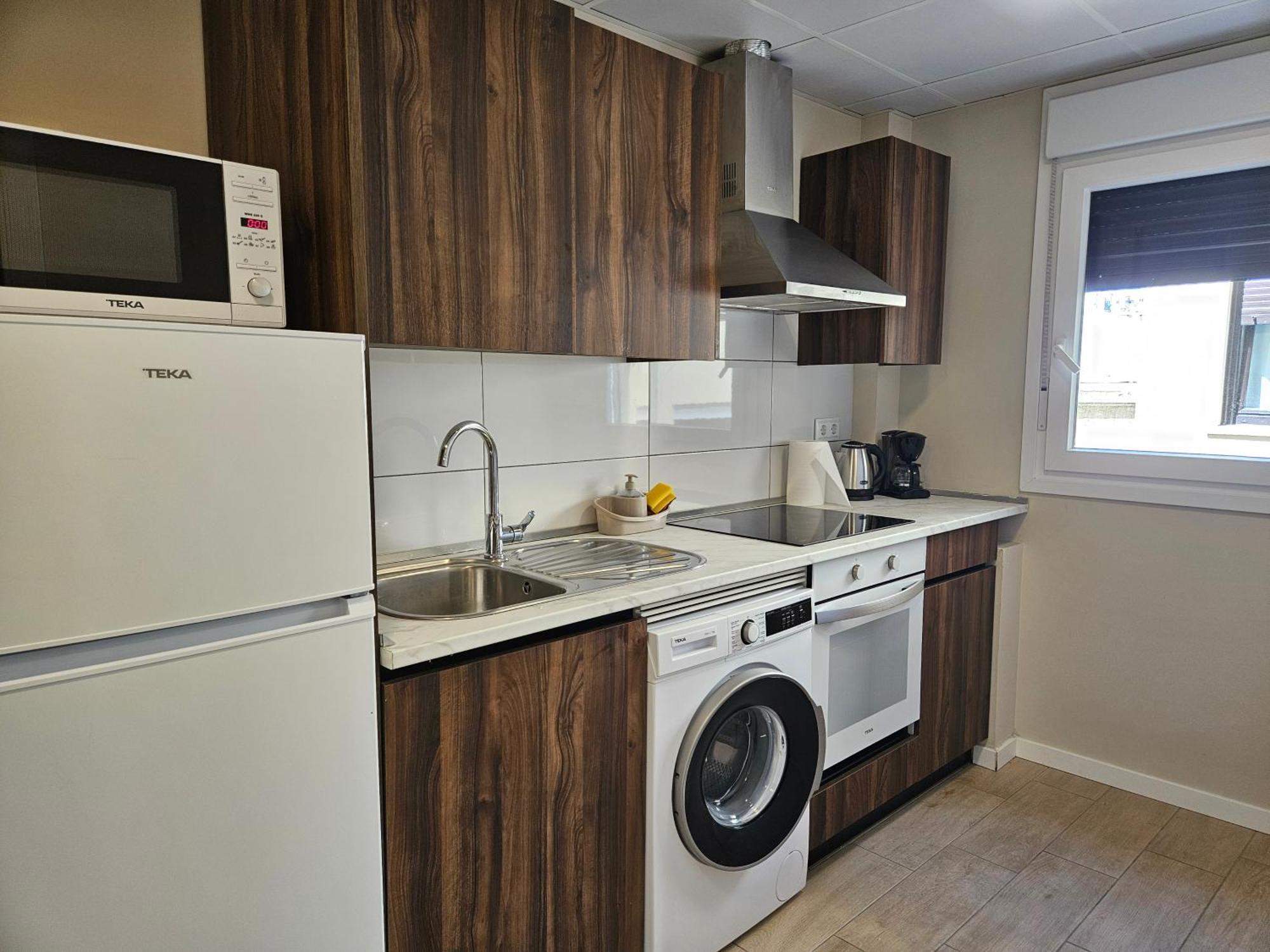 Apartamentos Picasso 알칼라데에나레스 객실 사진